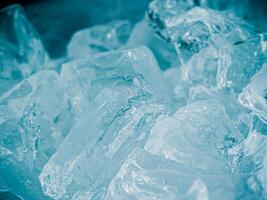 icecubes background,icecubes texture,icecubes wallpaper,ice helps to feel refreshed and cool water from the icecubes helps the water refresh your life and feel good.ice drinks for refreshment business photo