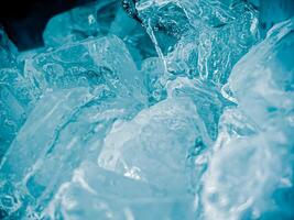 icecubes background,icecubes texture,icecubes wallpaper,ice helps to feel refreshed and cool water from the icecubes helps the water refresh your life and feel good.ice drinks for refreshment business photo