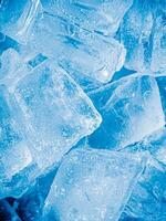 icecubes background,icecubes texture,icecubes wallpaper,ice helps to feel refreshed and cool water from the icecubes helps the water refresh your life and feel good.ice drinks for refreshment business photo