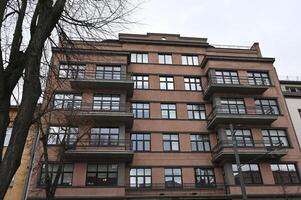 a tall building with many windows photo