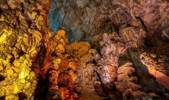 Exploring the stunning formations in Grutas de Cacahuamilpa National Park photo