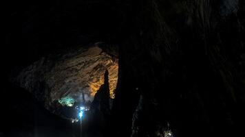 Exploring the stunning caves of Cacahuamilpa National Park in Mexico photo