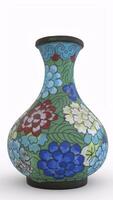 vase with white background photo
