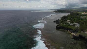 rolling waves and crashing on the coast of Mauritius video