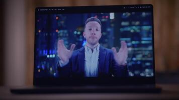 Engaging Virtual Presentation in an Urban Setting Featuring a Professional Presenter video