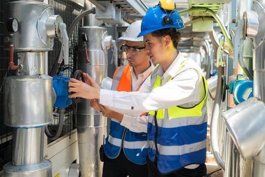 Engineers and technicians Inspect the completed air conditioning and water systems to continue verifying their functionality. photo
