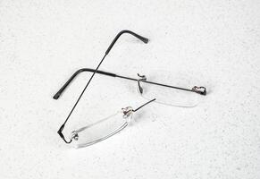 Eyeglasses with lightweight frame broken photo