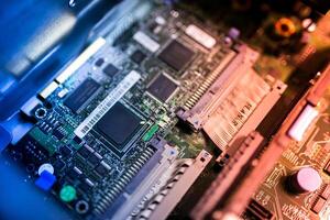 server computer should be high performance, stable, able to serve a large photo