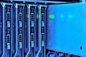 server computer should be high performance, stable, able to serve a large photo