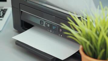 How to troubleshoot common printer problems at home while printing documents video