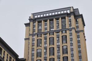 The Elegant Architectural Design of a Remarkably Tall Building with Unique Features photo