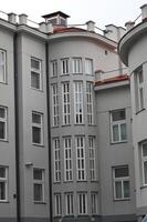 patio fachada de un público edificio, kaunas, Lituania, 2024 foto