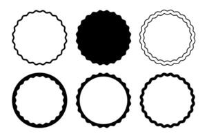 Set of different wiggly circle frames. Round shapes with squiggly borders. Wavy photo vignettes, mirror framings, empty textboxes, design elements for scrapbooking albums. graphic illustration vector