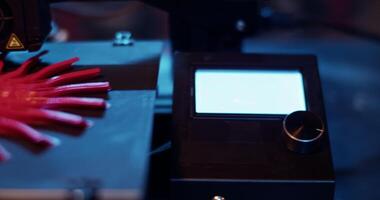 3D printer with display screen in process of work video