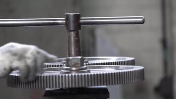 Machine and tool of Computer numerical control CNC, factory creates metal religion art such as Gold rolling machine and little jewelry in religious ceremony. video