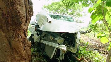 Car crashed violently into the tree on highway side video
