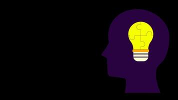 silhueta do uma humano cabeça com uma enigma luz lâmpada, simbolizando criativo pensamento, inovação, e Ideias. perfeito para Educação, debate, e Solução de problemas conceitos. video
