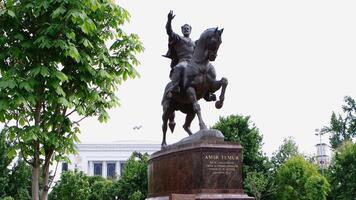 Amir Temur Statue in Tashkent Park with Classical Architecture video