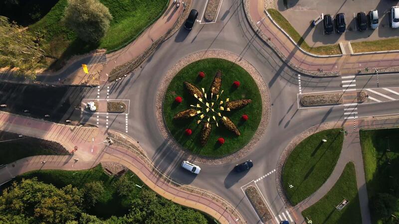 aerial-view-of-roundabout-with