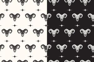 old sheep skull bone seamless pattern on black white background for adventure merchandise. retro curved horns with skull pattern background. pattern of animal skull with big horn background vector