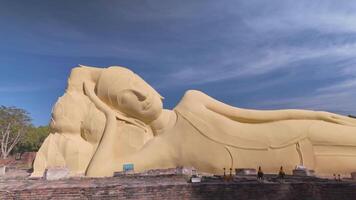 Phra Noon at Wat Lokayasutharam, the biggest reclining Buddha in Ayuttaya,Thailand ,The attraction of the tourists both domestically and internationally. video