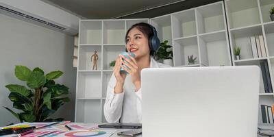 Creative graphics design workshop modern office digital content inspiring environment viewpoint innovation ideas photo