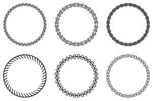 Set of decorative vintage openwork circle frames. Ornate fishnet round frames border isolated on white background. Classic style chain pattern vector