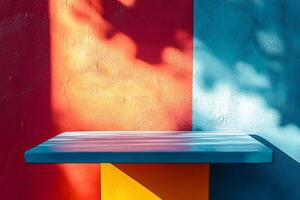 A table sitting on a wall photo