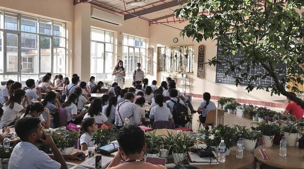 Creating an Engaging, Inclusive Classroom that Promotes Interactive Learning and Collaboration photo