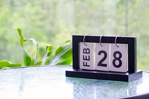 28th February table calendar with customizable space for text or ideas photo