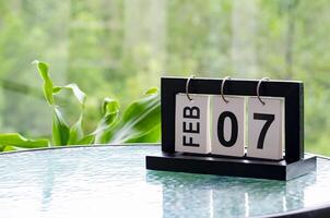 7th February table calendar with customizable space for text or ideas photo