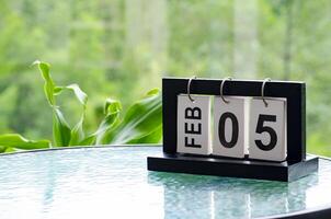 5th February table calendar with customizable space for text or ideas photo