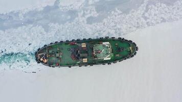 Winter pilotage of ships in difficult ice conditions video