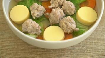 Cabbage Soup with Pork Ball and Tofu Egg video