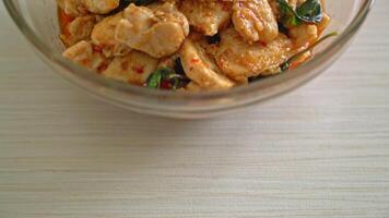 Stir Fried Chicken with Basil and Chili Paste video