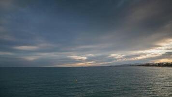 A view of the ocean from a boat under a cloudy sky video
