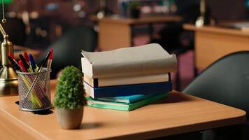 Old fashioned library desks with historic charm and beautiful decorations, study area creating vintage aesthetics. Sophisticated and peaceful environment for learning and wisdom. video