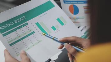 How to create a monthly budget video