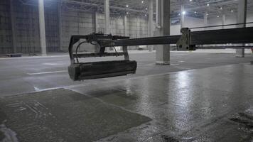 The Application of Industrial Flooring is Enhanced with State of the Art Advanced Machinery. Clip video