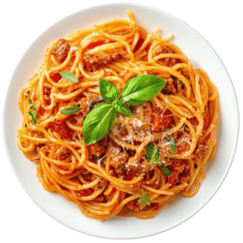 salgado espaguete massa coberto com carne, queijo, e fresco ervas para uma satisfatório refeição, espaguete massa com carne e queijo isolado em transparente fundo png