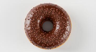 rosquilla chocolate Crema asperja parte superior aislado blanco antecedentes sombra postre sabroso delicioso comida gráficos panadería visuales gráfico elementos social medios de comunicación publicaciones contenido creación márketing estrategias foto