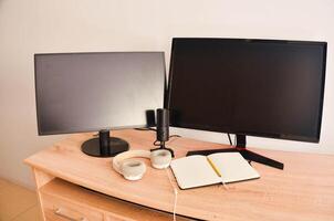 Modern Workstation Setup for Efficiency Comfort, tabel styding remote job photo