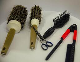 Essential Hair Styling Brushes Salon Quality Tools photo