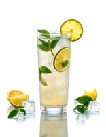Refreshing lemonade cocktail served with mint and ice reveals a vibrant summer drink idea photo