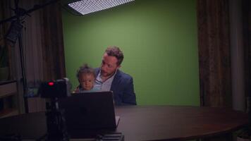 Engaging and Interactive Virtual Presentation Featuring a Child to Captivate the Audience video