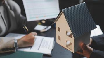 How to buy a house in the pandemic video