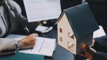 How to buy a house in the pandemic video
