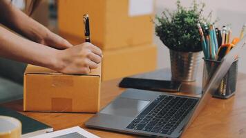 How to choose the right shipping company for your business video
