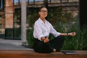 Exploring Zen Meditation Techniques in an Urban Workspace to Enhance Mindfulness and Focus photo