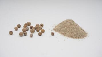 White Peppercorn Raw and Powder on White Background photo